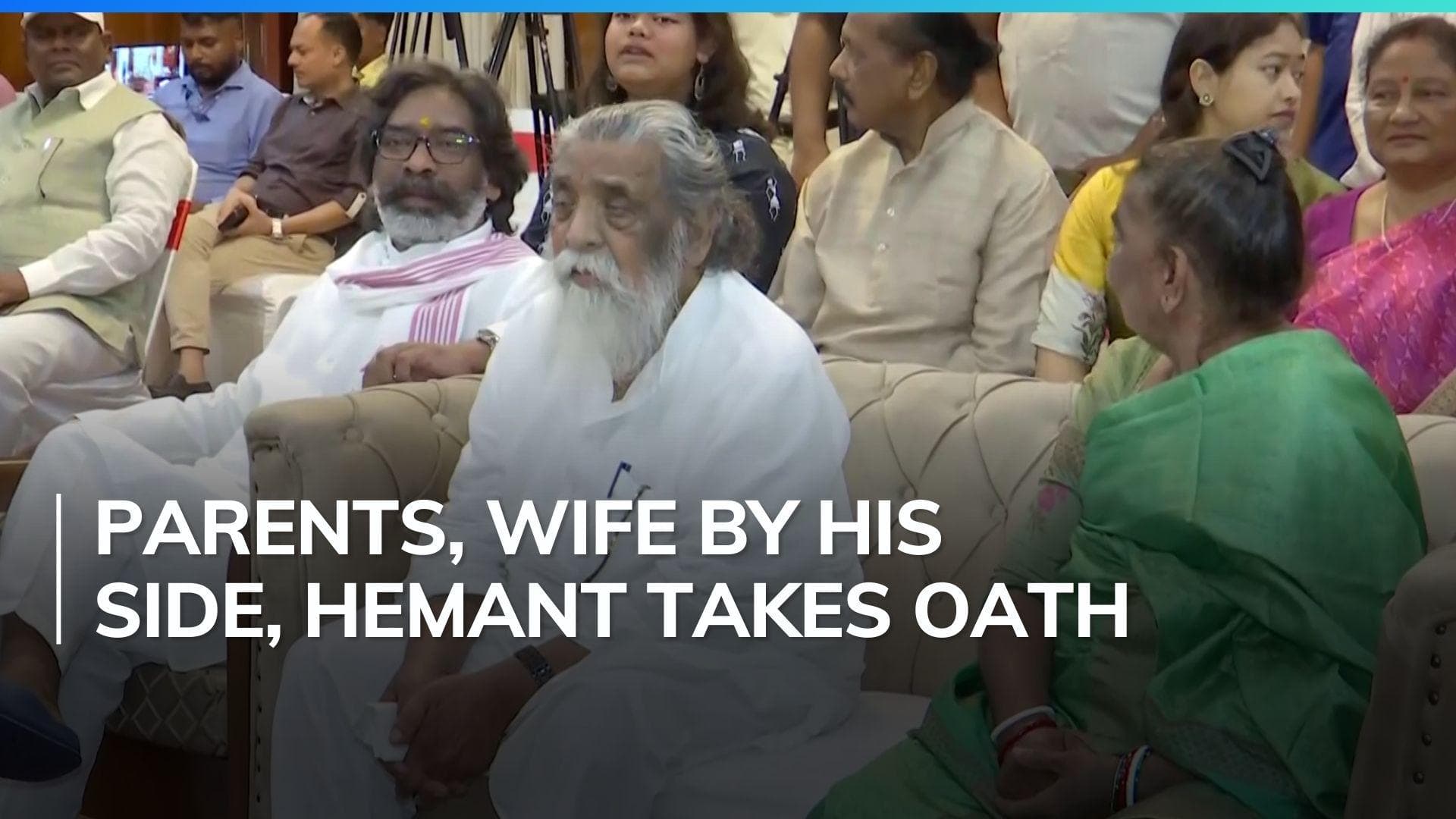 Hemant Soren takes oath as 13th chief minister of Jharkhand 