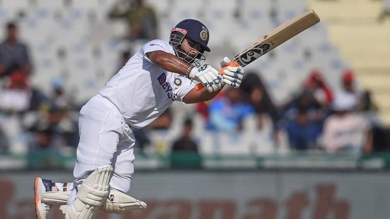 IND vs SL: Rishabh Pant ने लूटी पहले दिन अपनी तूफानी बैटिंग से महफिल, मजबूत स्थिति में Team India