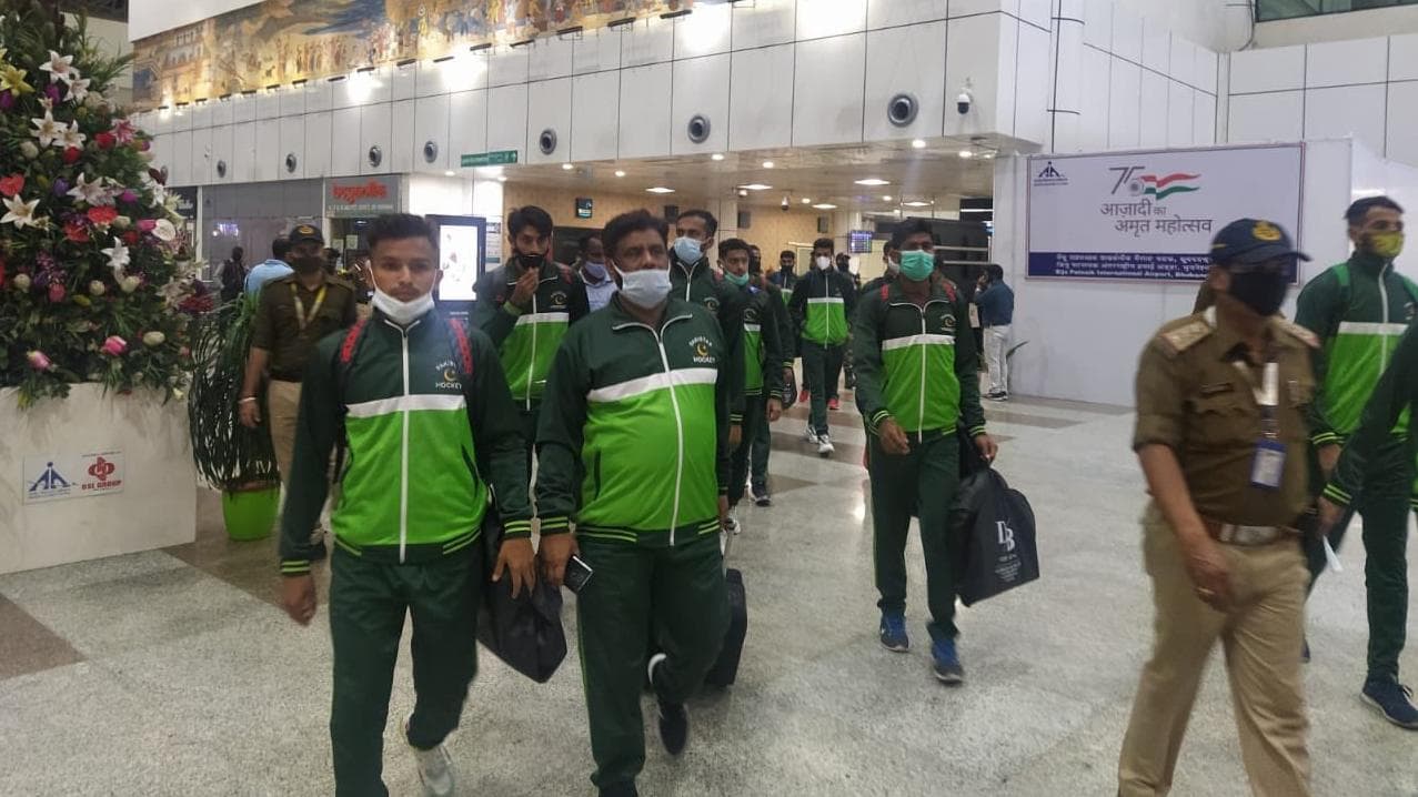 Junior World Cup में हिस्सा लेने भारत पहुंची पाकिस्तान की Hockey टीम