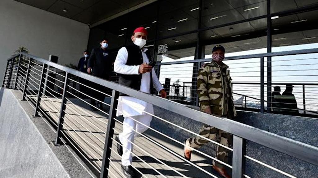 Conspiracy says Akhilesh after chopper denied permission, official cites high air traffic