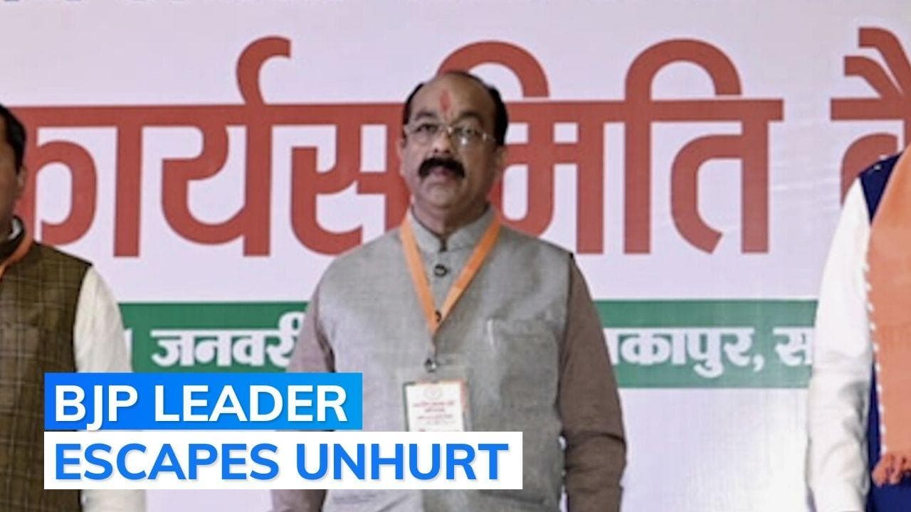 Pilot vehicle of Chhattisgarh BJP chief's convoy overturns, head constable killed