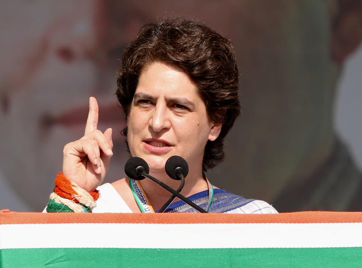 नीरव की गिरफ्तारी पर प्रियंका का तंज़, आखिर उसे जाने किसने दिया था?