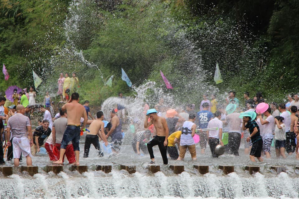 Bangkok's annual water festival called off 