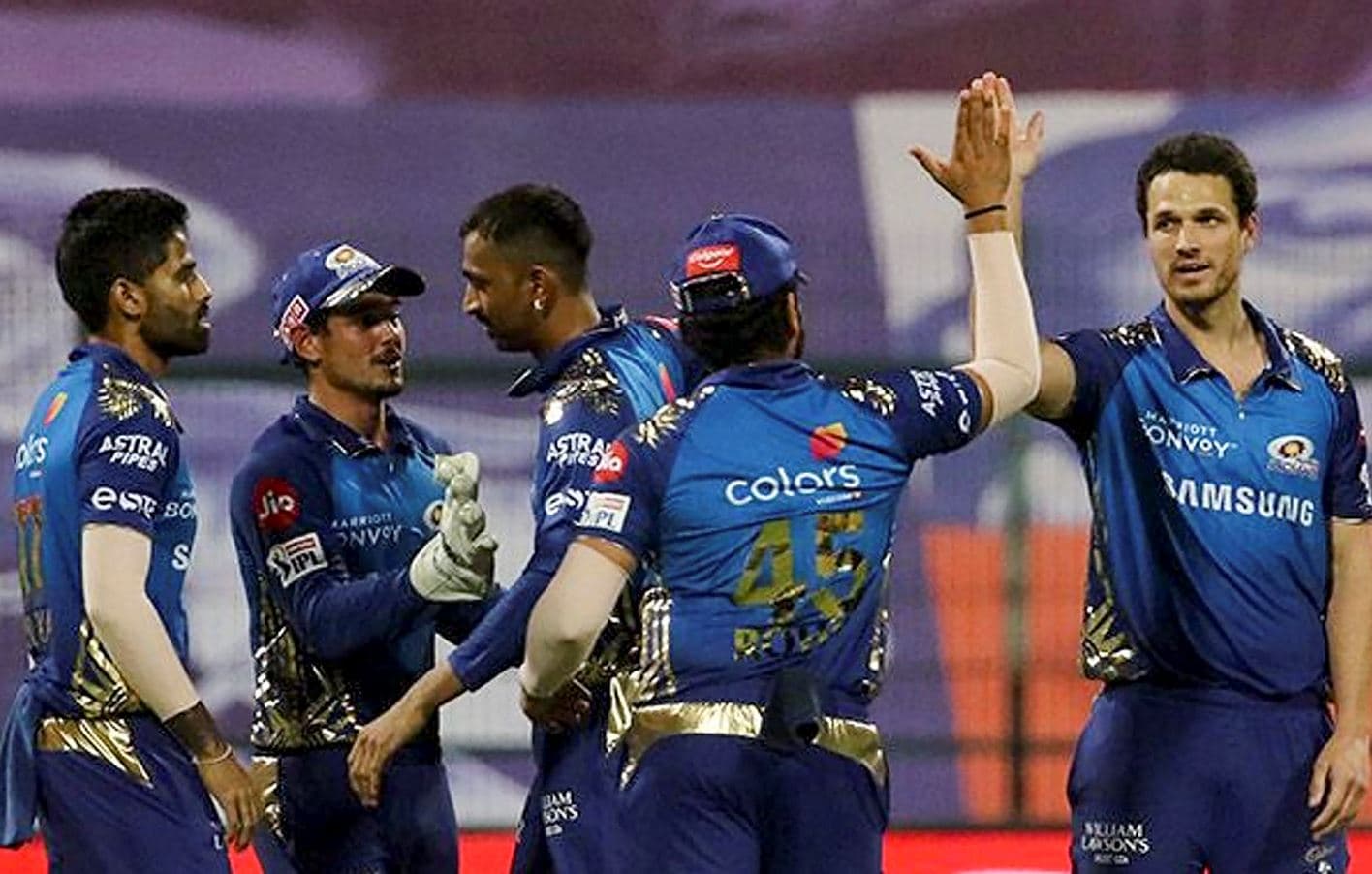 New leader, same story as Mumbai humiliate Kolkata 