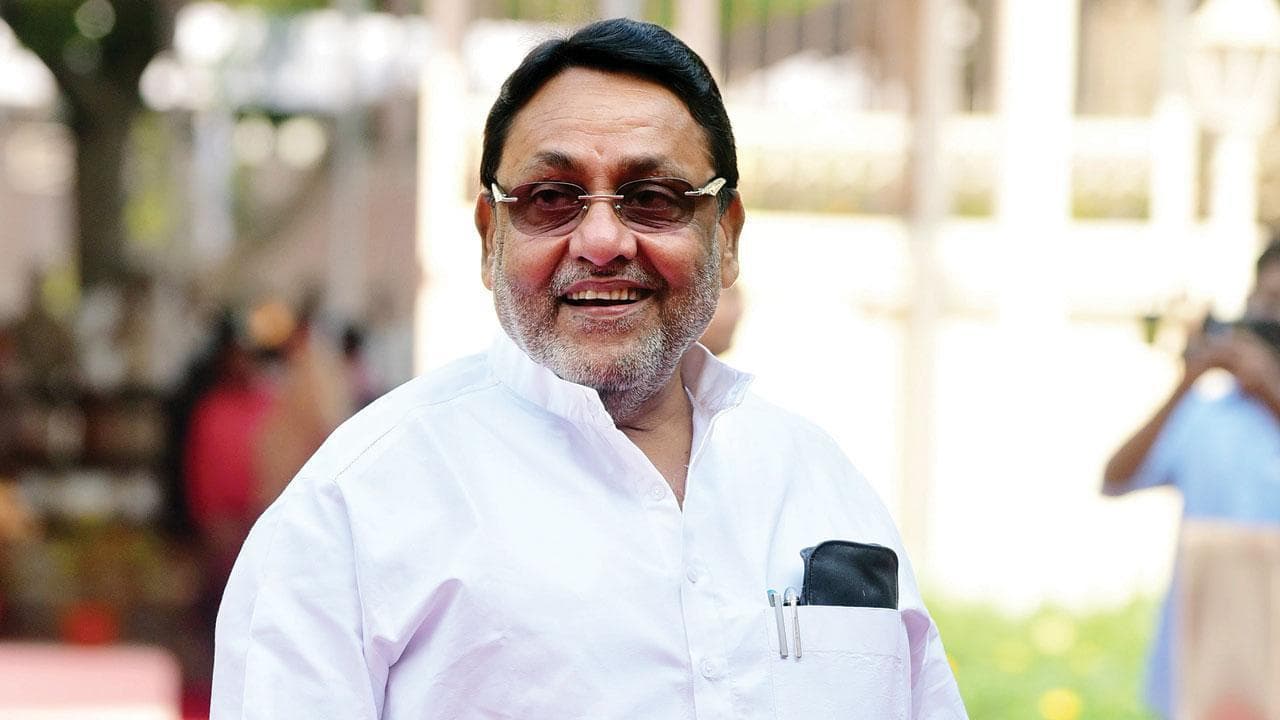 Nawab Malik के खिलाफ समीर वानखेड़े के पिता ने ठोका मानहानि का केस, लगाए गंभीर आरोप