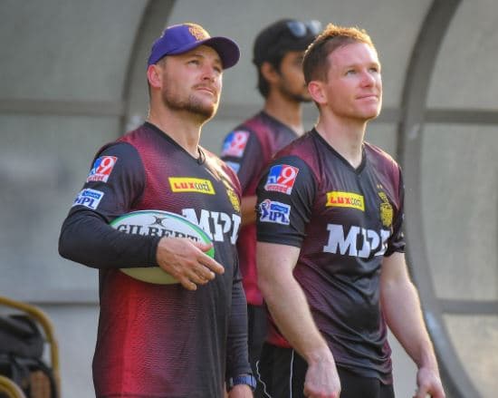 कोलकाता ने हैदराबाद को 10 रन से हराया, दर्ज की पहली जीत