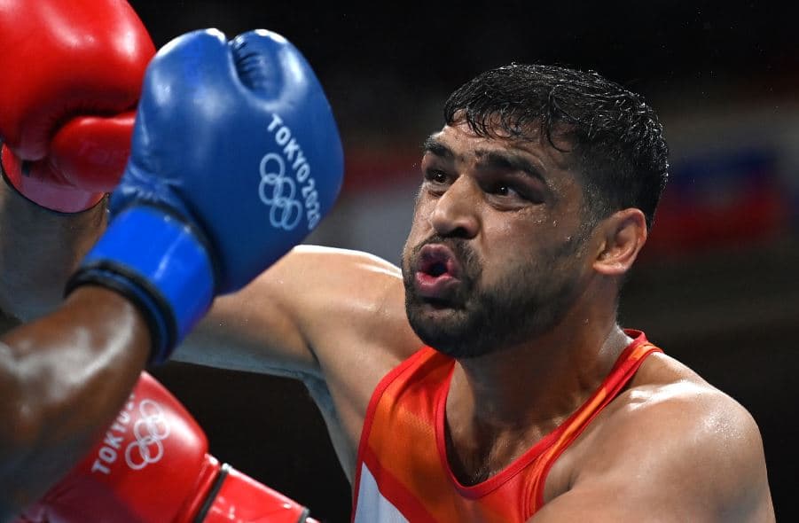 Tokyo Olympics: उज्बेकिस्तान के खिलाड़ी से हार कर बॉक्सर सतीश कुमार हुए ओलिंपिक से बाहर