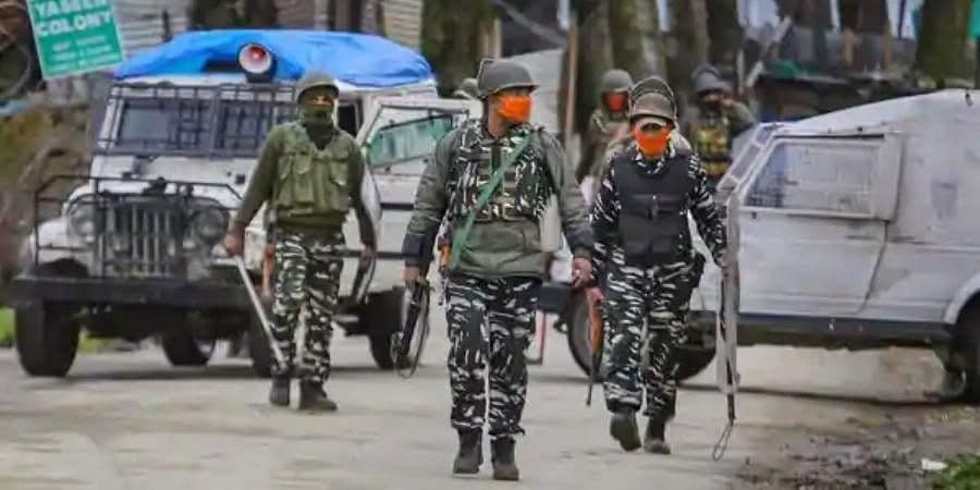 J&K: अनंतनाग में CRPF जवानों पर आतंकी हमला