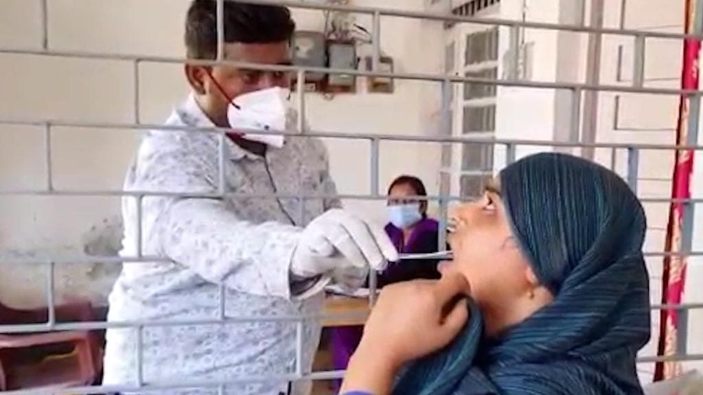 Covid in Bengal: রাজ্যে নতুন করে কোভিডে আক্রান্ত ৪৯৬৯ জন, মৃত্যু হয়েছে ৩৪ জনের