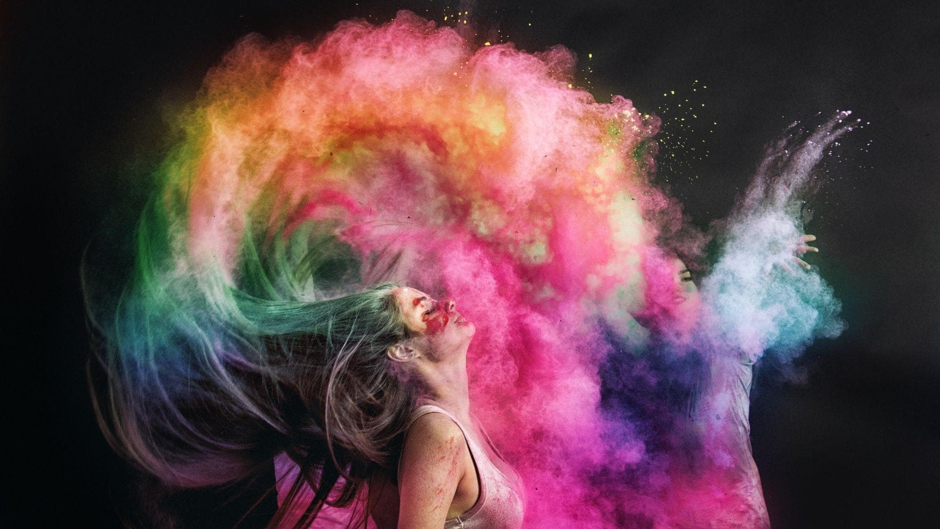 Holi 2022: इस बार की होली में एक्सपर्ट सलाह से दें बालों को पूरी प्रोटेक्शन