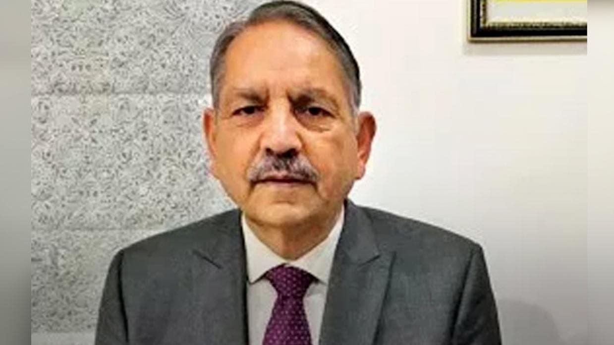 Days after ordinance, Enforcement Directorate chief Mishra gets extension