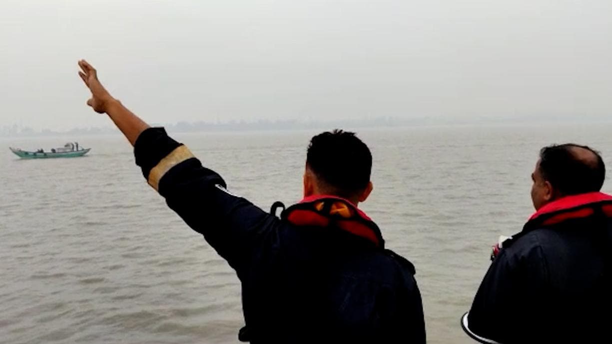 Cyclone Jawad: জাওয়াদ সাইক্লোনের আশঙ্কায় নিরাপত্তা বাড়ানো হল হলদিয়া বন্দরে, নজরদারি চালাচ্ছে প্রশাসন