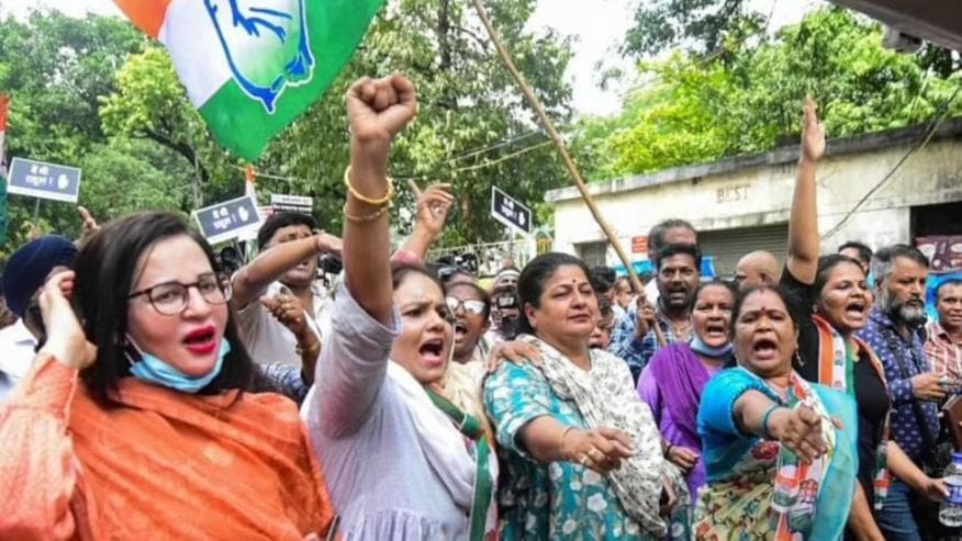 As ED grills Sonia Gandhi, Congress protests; top leaders court mass arrest