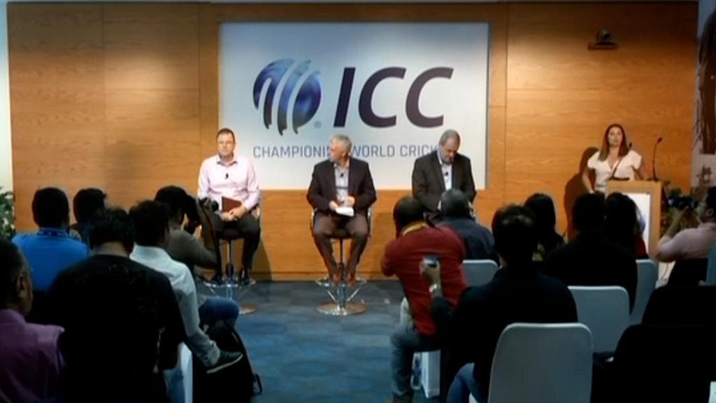 T20 WC: বিশ্বকাপ থেকেই স্টেডিয়ামে ফিরবে দর্শক, শুরু হল টিকিট বিক্রি 