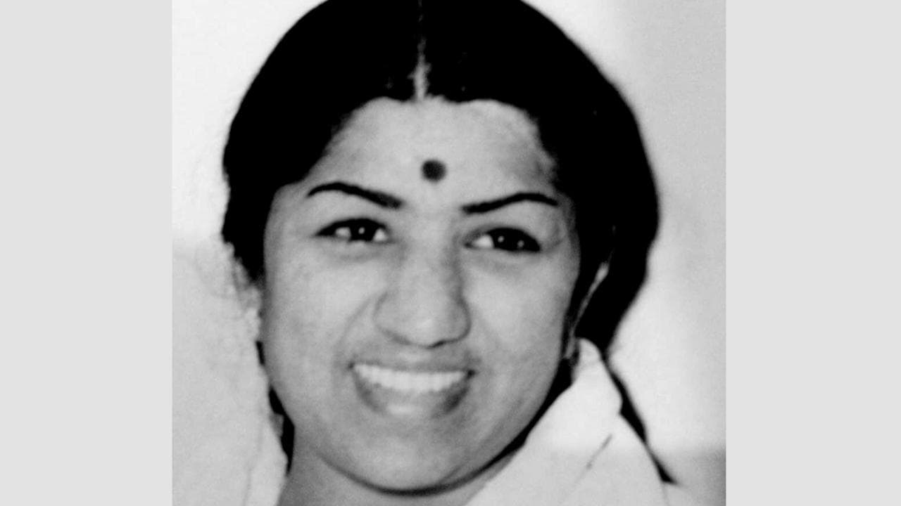 Lata Mangeshkar Death: লতার মৃত্যুতে শোক রাষ্ট্রপতি, প্রধানমন্ত্রীর, শোকস্তব্ধ কাশ্মীর থেকে কন্যাকুমারী