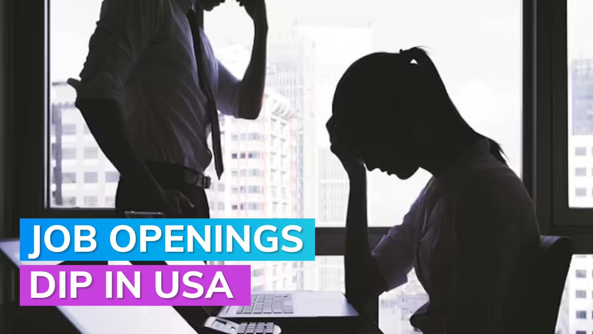 US job openings plummet to 2.5-year low amidst rising interest rates