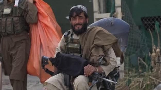 Suicide Bombers: अफगानिस्‍तान पर कब्‍जा करने के बाद तालिबान ने बनाई सुसाइड बॉम्बर्स की फौज