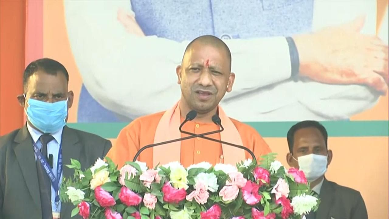 UP Election: जौनपुर में अखिलेश पर बरसे CM योगी, बोले-  'राष्ट्रतोड़क' से की सरदार पटेल की तुलना