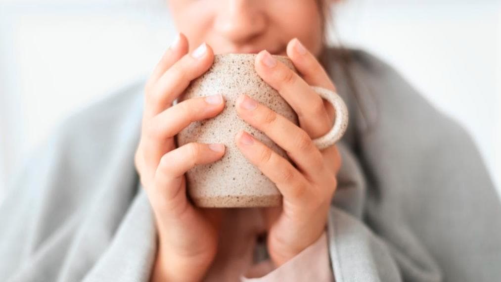 Healthy drinks for winter: सर्दियों में शरीर को गर्म रखने में मदद करते हैं ये ड्रिंक्स, जानिये फायदे