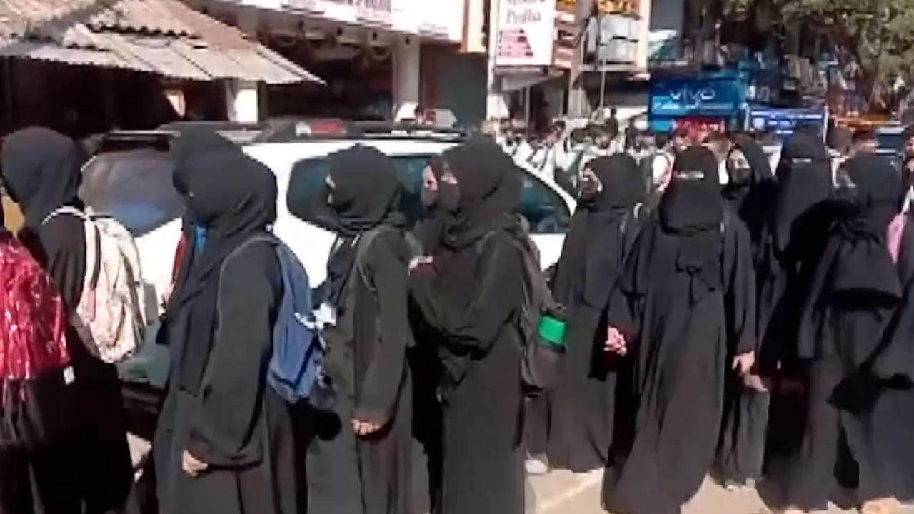 Amid hijab row, Karnataka bans clothes that 'disturb equality, public order'