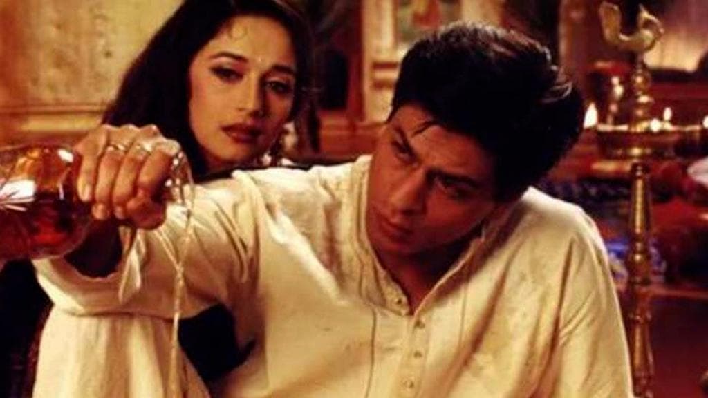 Consuming alcohol: অতিমারিতে বৃদ্ধি পেয়েছে মদ্যপান, বেড়েছে লিভারের রোগ সংক্রান্ত মৃত্যুও, জানাল গবেষণা