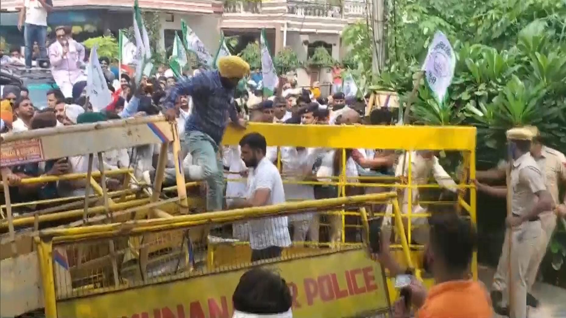 Haryana, Punjab to buy paddy from Sunday after farmers' protest