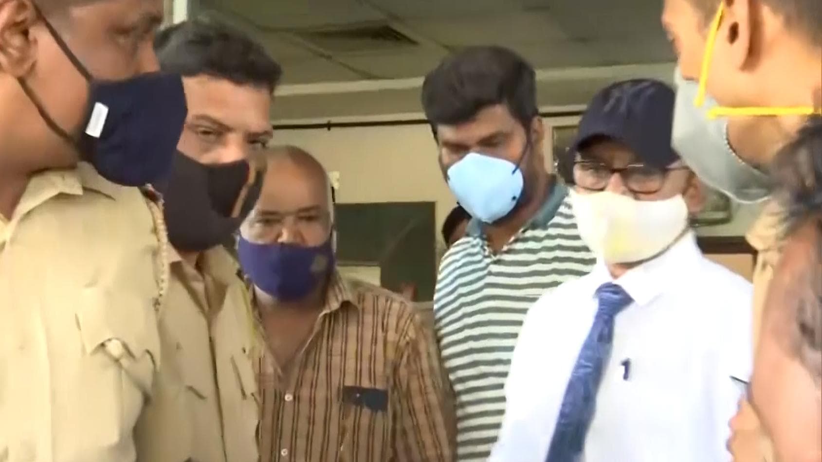 Aryan Khan case: Mumbai court disposes of NCB plea against independent witness