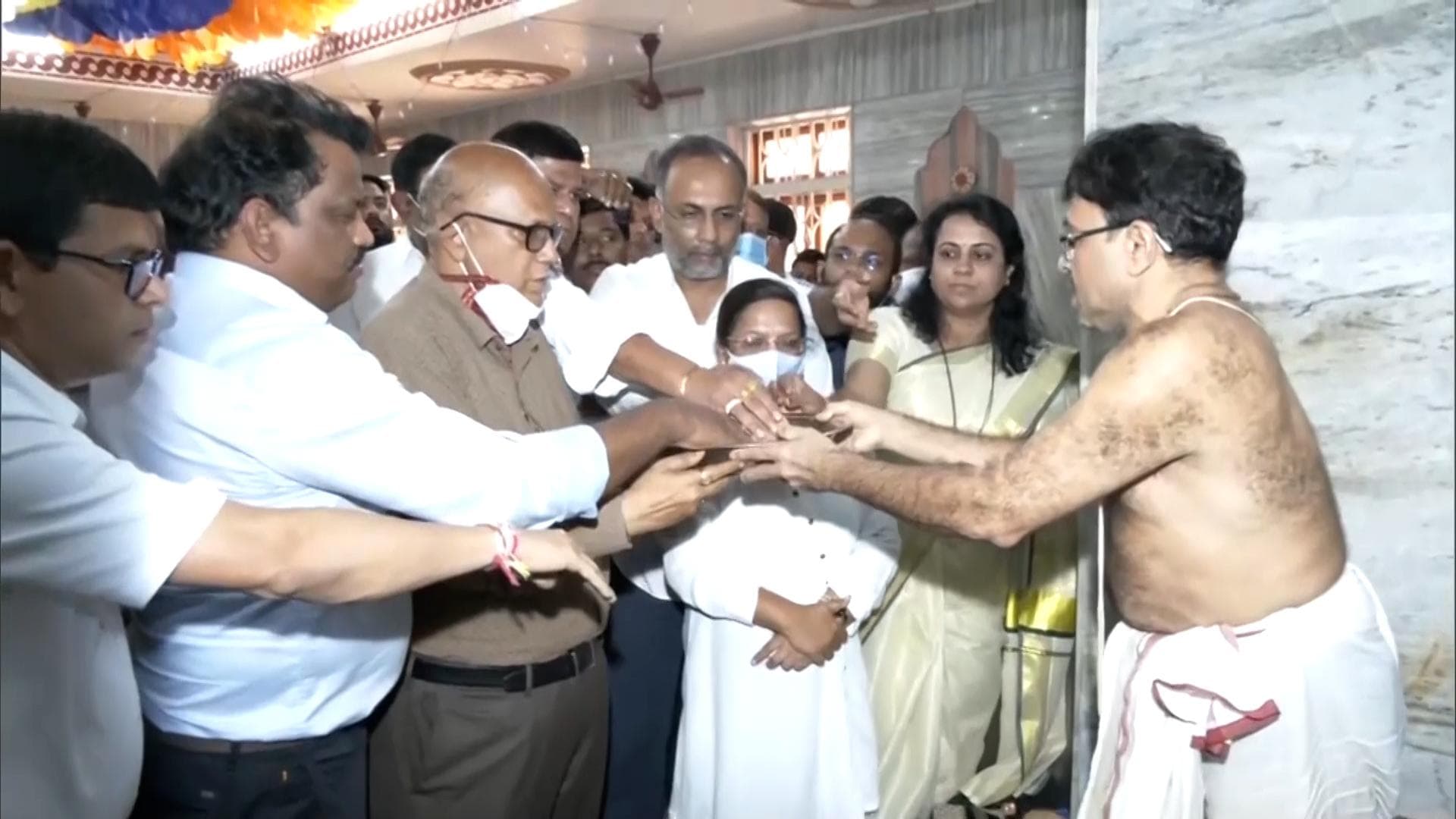 Goa Elections 2022 | Hit by defections, Congress makes candidates pledge loyalty before God