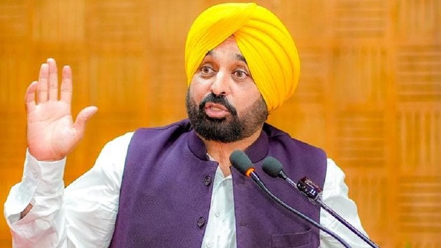 Punjab Police, Protectorate of Emigrants Crack Down on Illegal Travel Agents