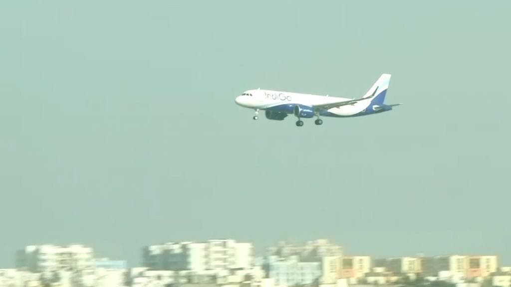 Omicron : ওমিক্রন রুখতে সতর্ক নবান্ন, ৩ জানুয়ারি থেকে কলকাতায় নামবে না ব্রিটেনের বিমান