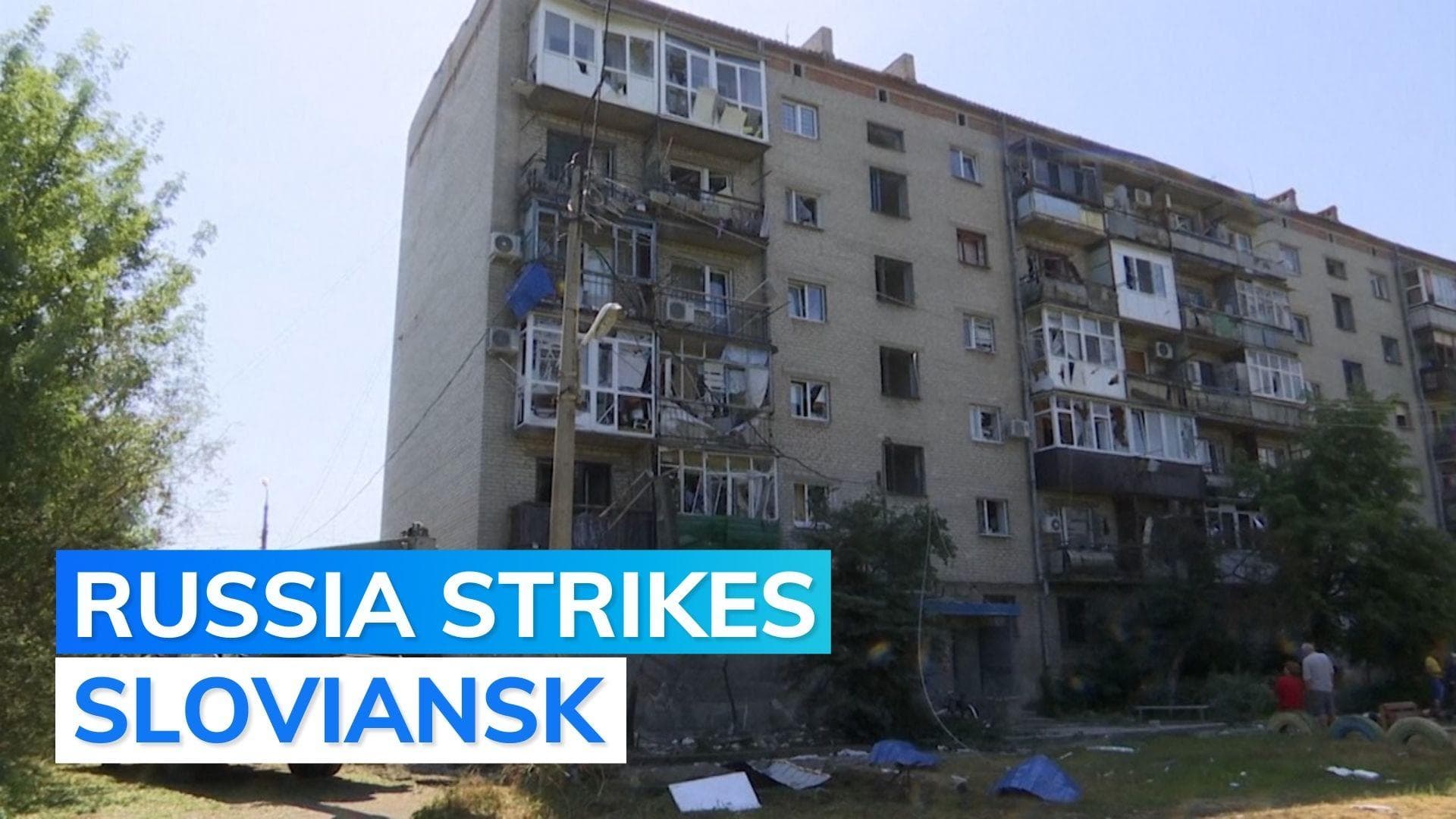 Russia steps up offensive in eastern Ukrainian city, mayor says cluster bomb used