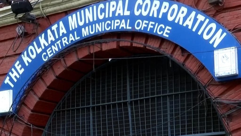 Kolkata Corporation Election: বয়স্ক, অসুস্থদের পুরভোটে টিকিট দেবে না তৃণমূল, নজর তরুণ মুখে
