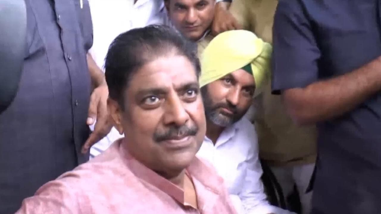 Ajay Chautala says could rejoin INLD if OP Chautala takes step; Abhay responds