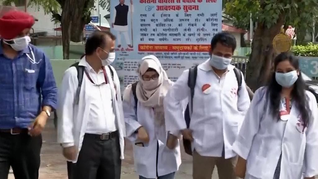 NEET PG 2022: ৬-৮ সপ্তাহের জন্য পরীক্ষা পিছিয়ে দেওয়ার নির্দেশ দিল কেন্দ্রীয় সরকার