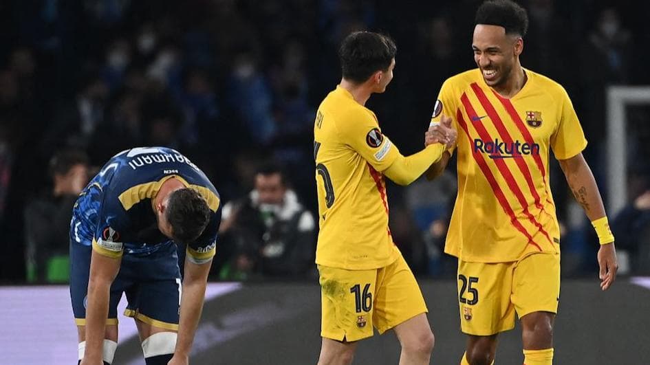 Europa League: Barcelona reach last-16 after thrashing Napoli 4-2