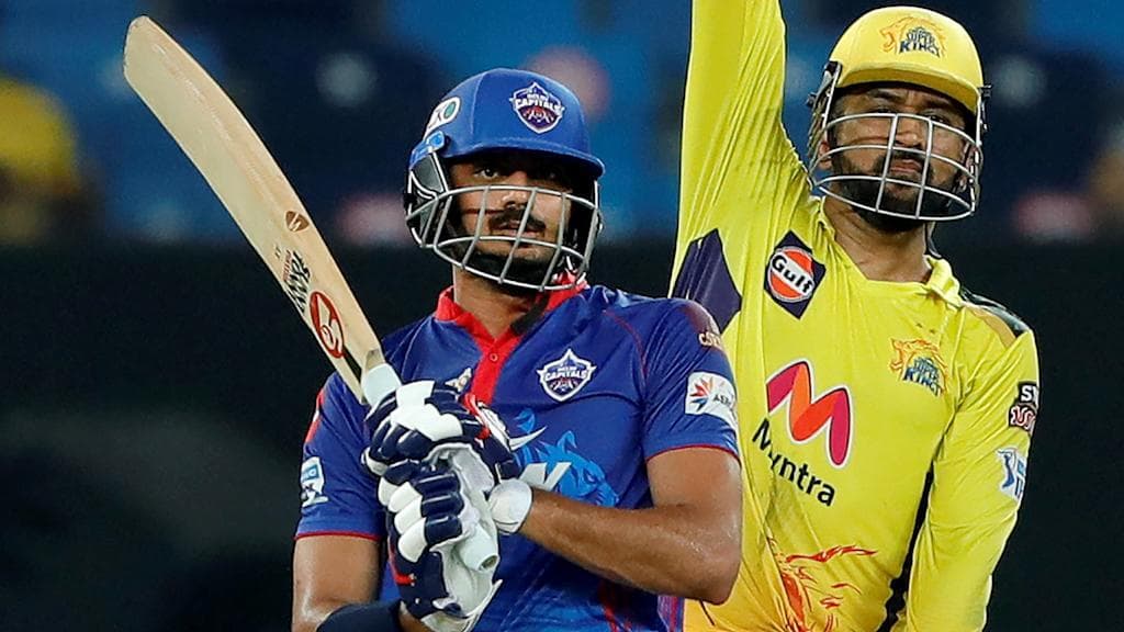 IPL 2021: দারুণ ফর্মে ধোনি, দিল্লিকে হারিয়ে আইপিএল-ফাইনালে চেন্নাই 