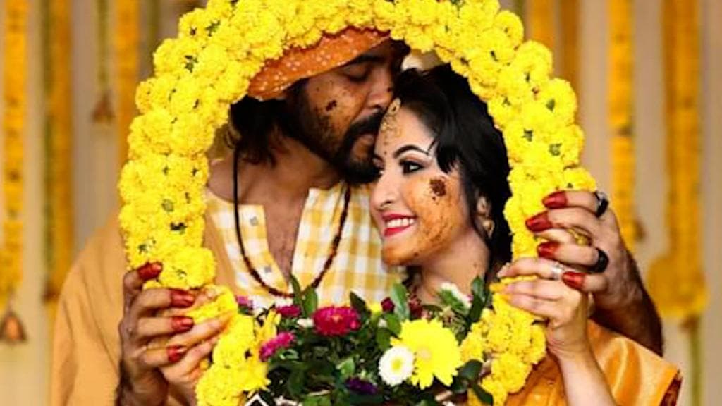 Porimoni Wedding: ধুমধাম করে গায়েহলুদ-বিয়ে, ছবি শেয়ার করলেন অন্তঃসত্ত্বা পরীমণি