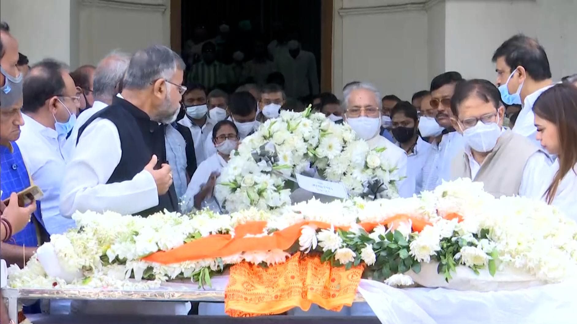 Sadhan Pande Funeral : পূর্ণ রাষ্ট্রীয় মর্যাদায় নিমতলা মহাশ্মশানে শেষকৃত্য সম্পন্ন সাধন পান্ডের 