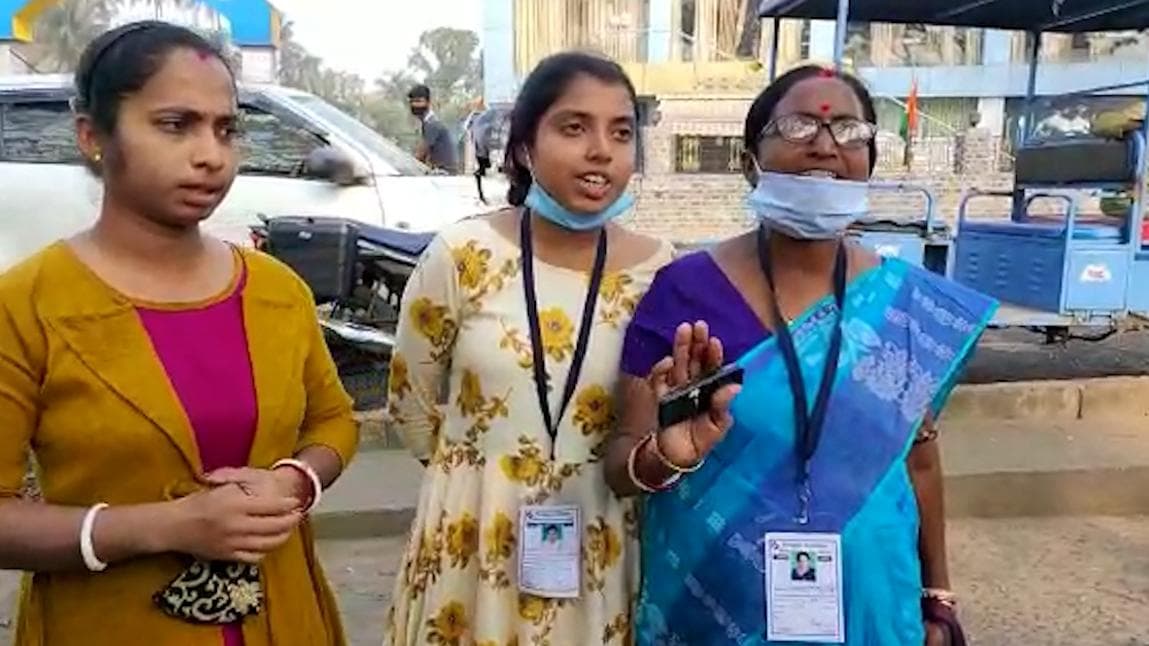 West Bengal Municipal Election: বনগাঁয় ভোট লুটের অভিযোগ, নির্দল প্রার্থীকে মার, কাঁদলেন বিজেপি প্রার্থী