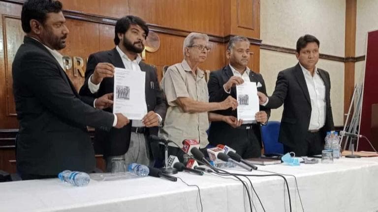 Tripura violence: वकीलों और एक्टिविस्टों समेत 102 लोगों पर UAPA के तहत केस, SC करेगा इसके खिलाफ सुनवाई 