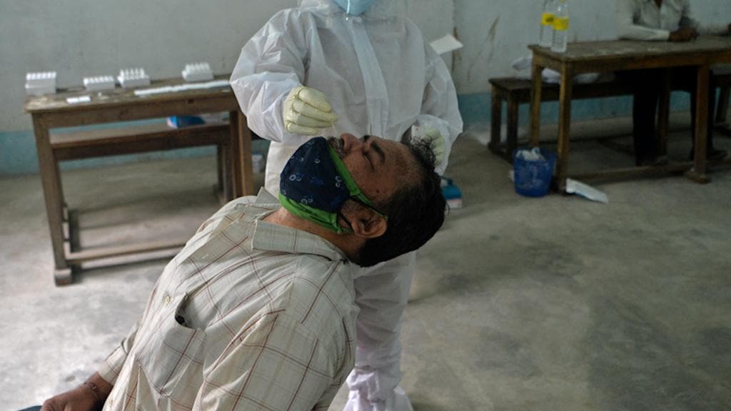 West Bengal Covid: রাজ্যে একদিনে করোনার বলি ৮ জন, সংক্রমণে শীর্ষে কলকাতা