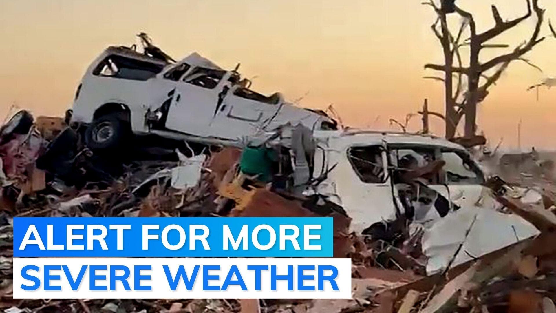 Mississippi storm: residents attempt to piece lives back together