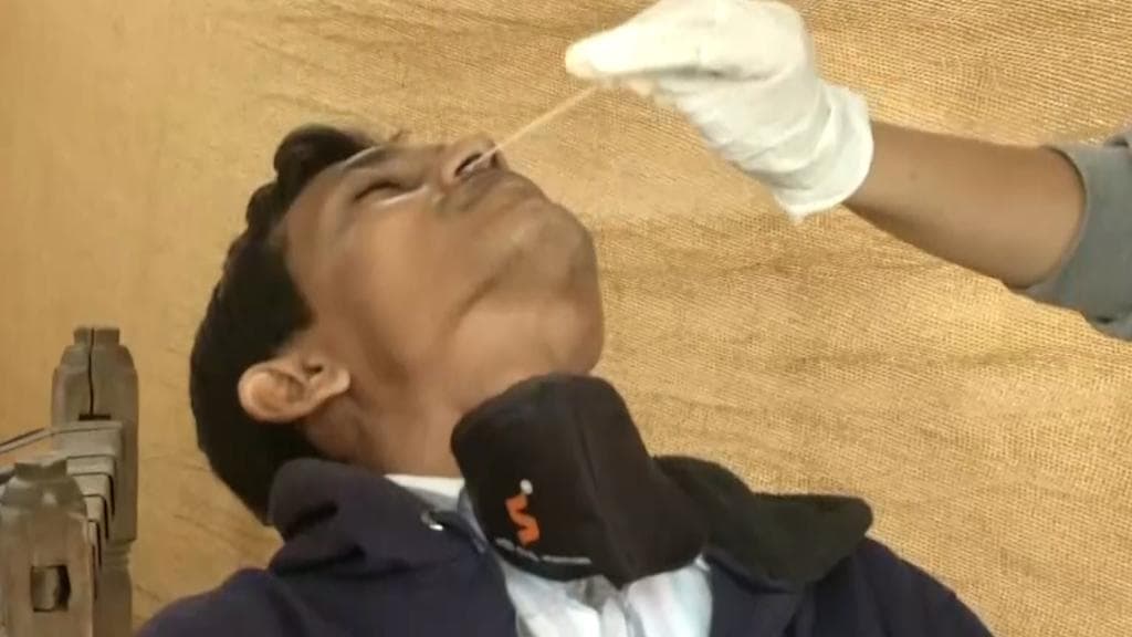 Omicron: ভয়াবহ চেহারা সংক্রমণের! রাজ্যগুলিকে সতর্ক করল কেন্দ্রীয় সরকার