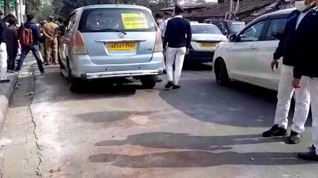 KMC Elections 2021: সকাল সকাল মানিকতলায় 'বোমাবাজি', কিচ্ছু হয়নি, দাবি পুলিশের