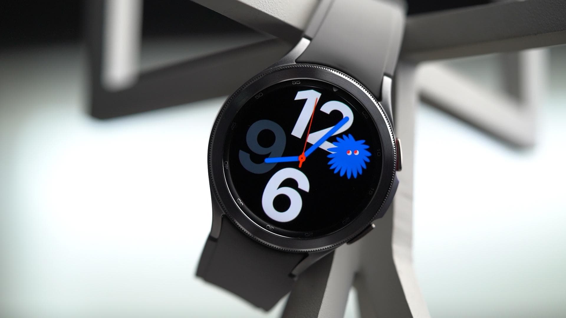 Samsung Galaxy Watch4 series gets software update with new watchfaces, Fall Detection and more