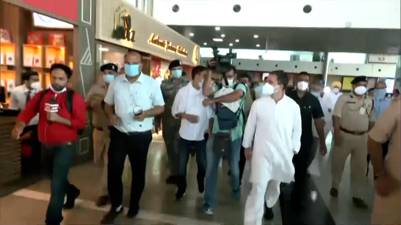 Rahul Gandhi: लखीमपुर जाने पर दिल्ली से लेकर लखनऊ तक खूब चला विवाद, कुछ सरकार तो कुछ राहुल ने मानी बात 