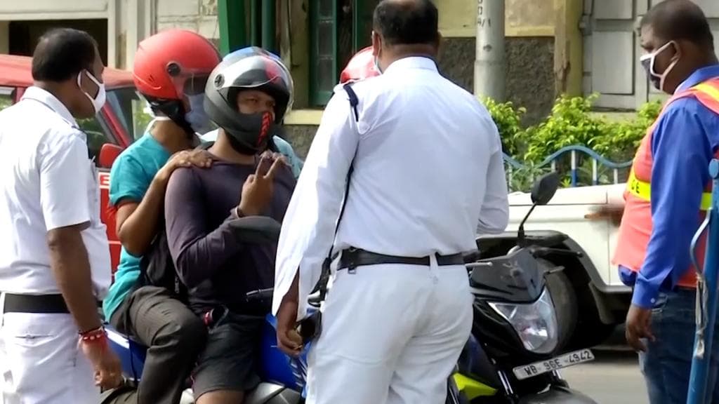 New Traffic rule in Bengal: নতুন ট্র্যাফিক আইনে বৈধ ড্রাইভিং লাইসেন্স না নিয়ে গাড়ি চালালে জরিমানা ৫০০০ 