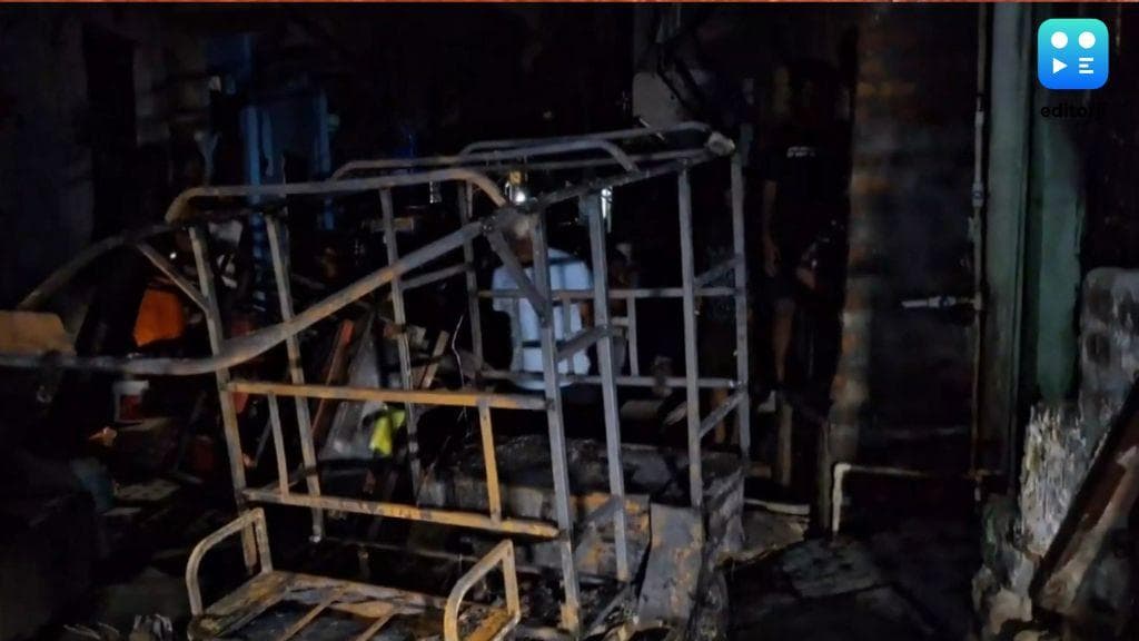 Fire at Delhi e-rickshaw hub kills two
