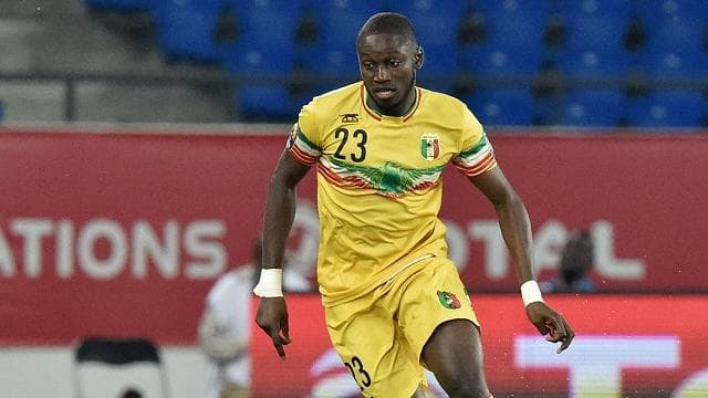 WATCH: Qatari football team honour the medics who saved their teammate's life