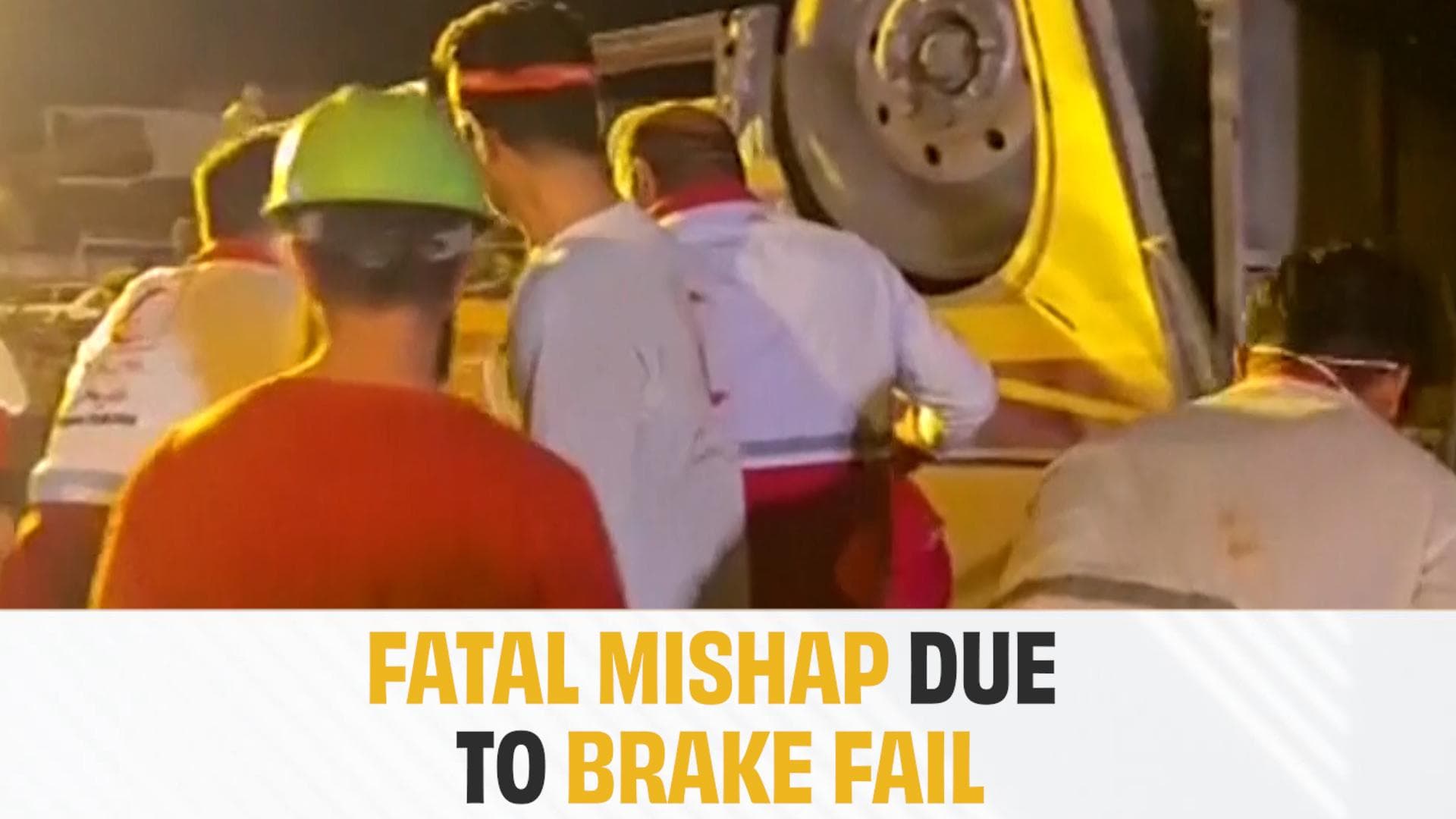 Bus carrying pilgrims from Pakistan to Iraq crashes in Iran, 28 dead